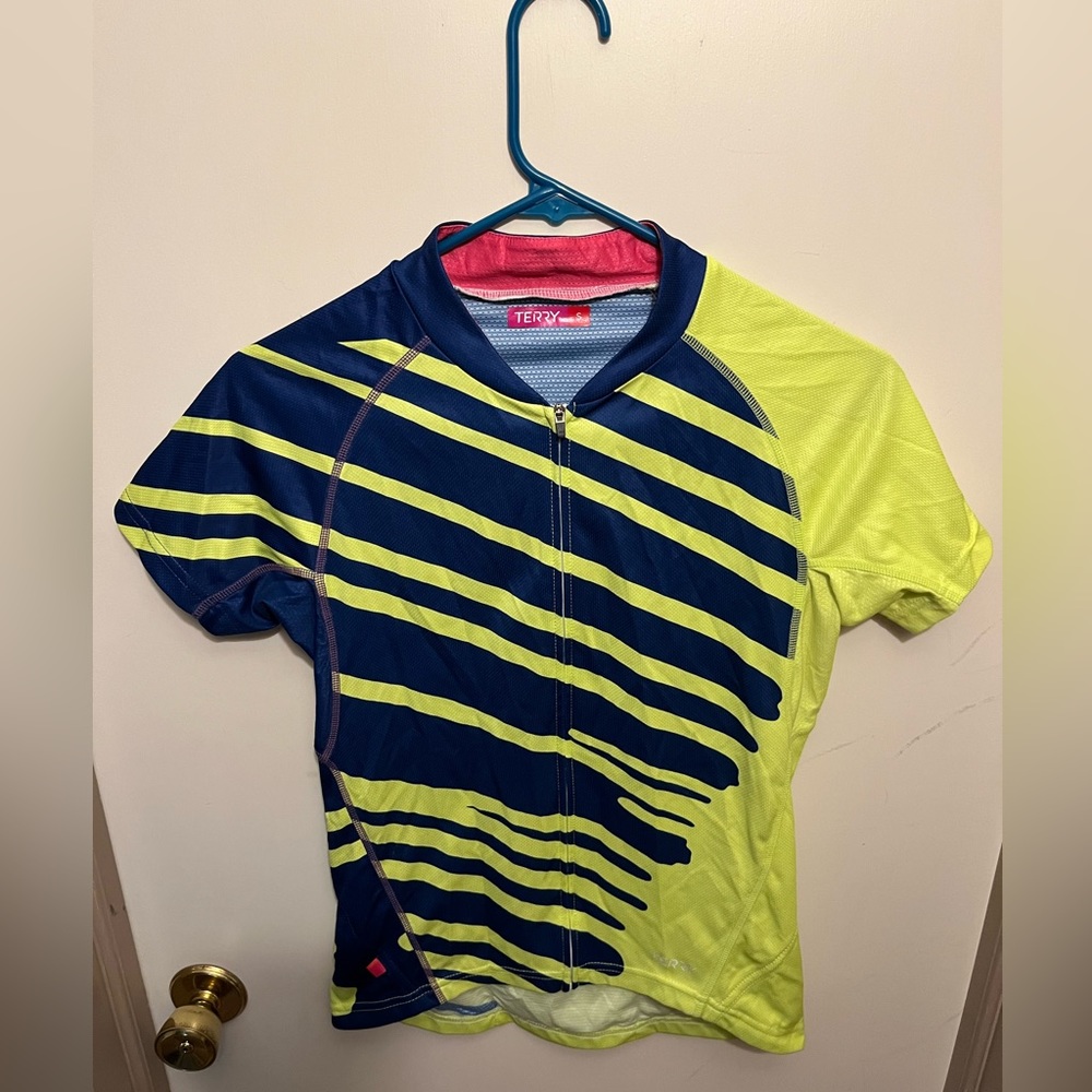Women’s Terry biking jersey size small